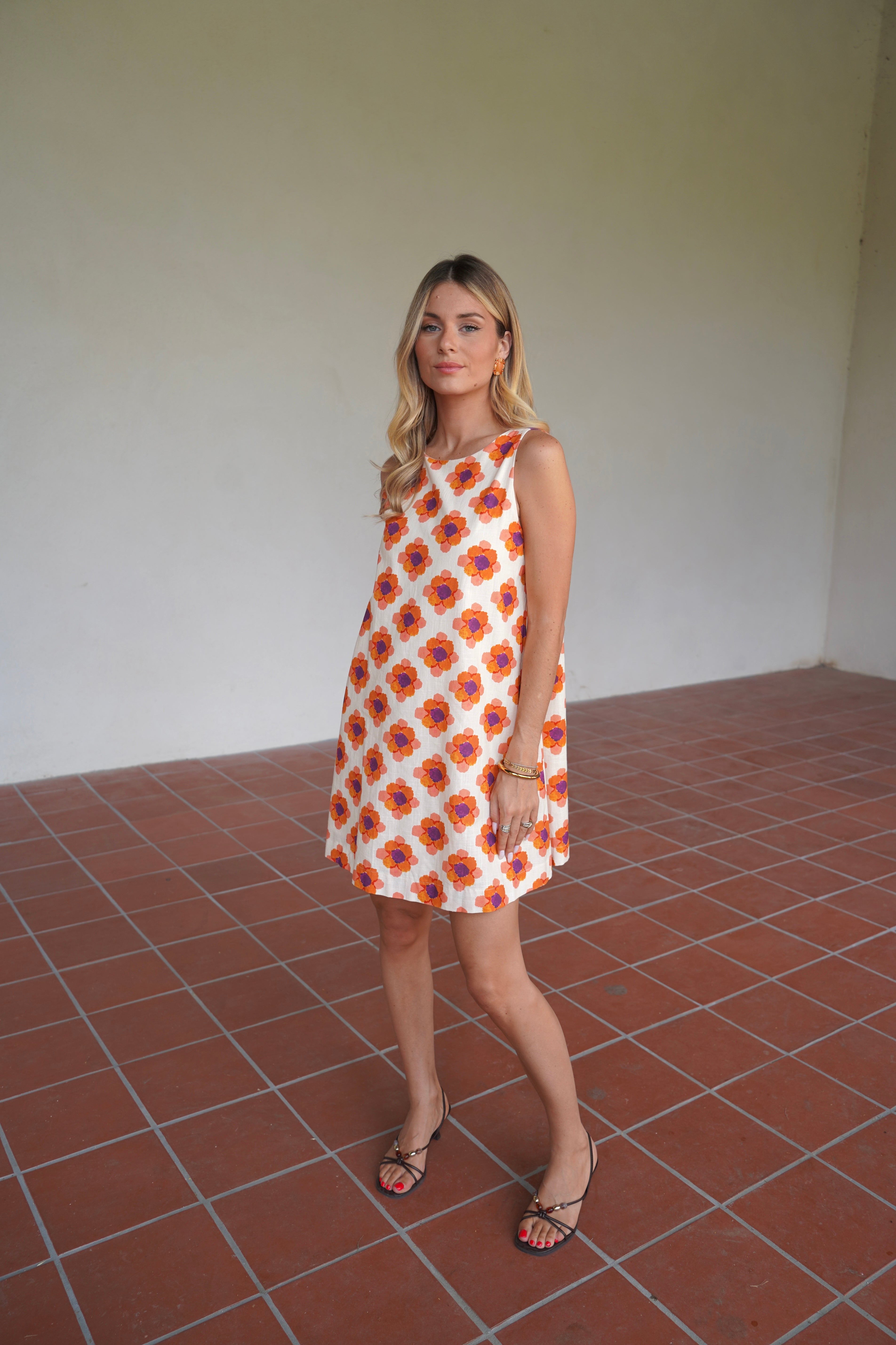 Daisy Dress — Short A-Line, Retro Floral Print