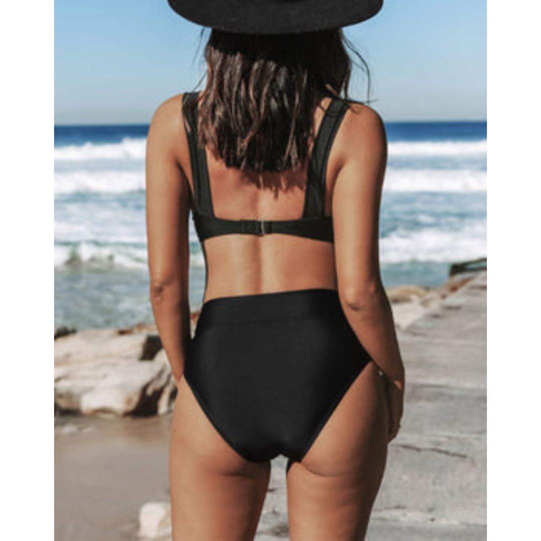 DELACROIX | Stylish Laetitia Summer Bikini