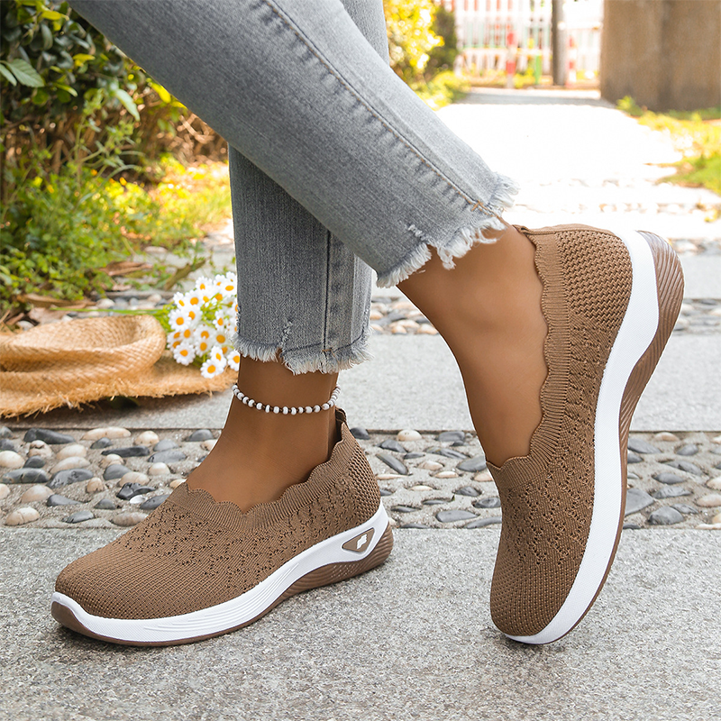 Lisa - Lightweight Walking Shoes